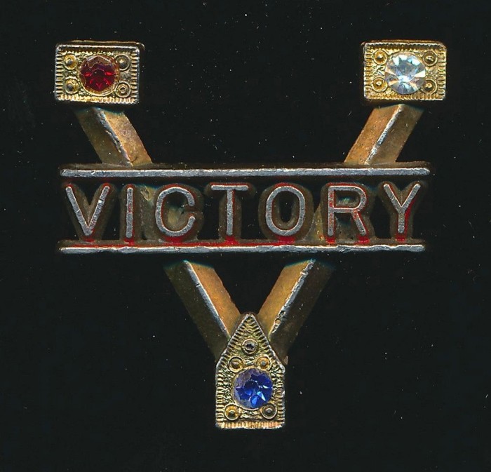 SOLD - US V for Victory Sweetheart Brooch