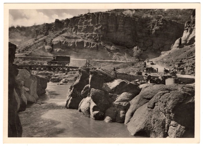 SS Pioneers Bridge Postcard