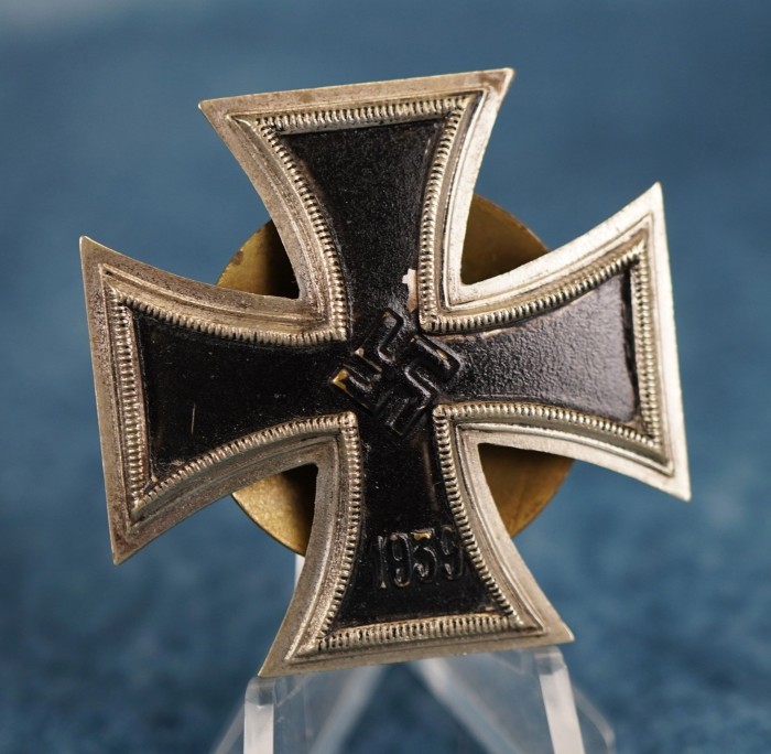 Schinkel Iron Cross 1st Class Screwback