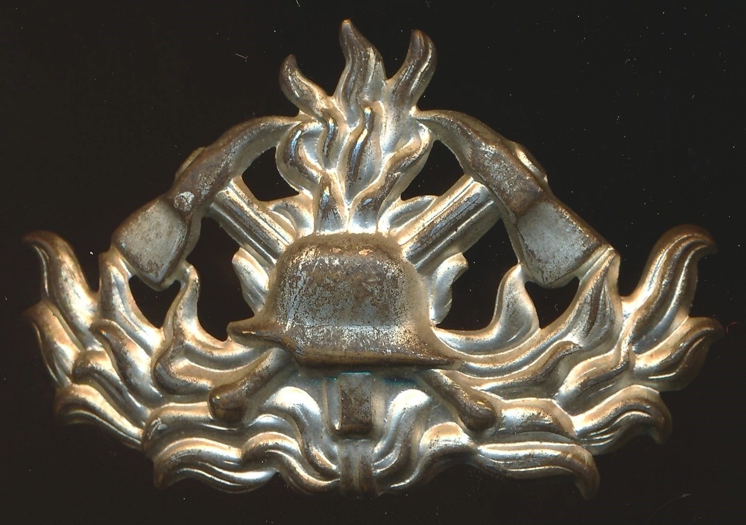 Weimar era Feuerwehr Cap Insignia