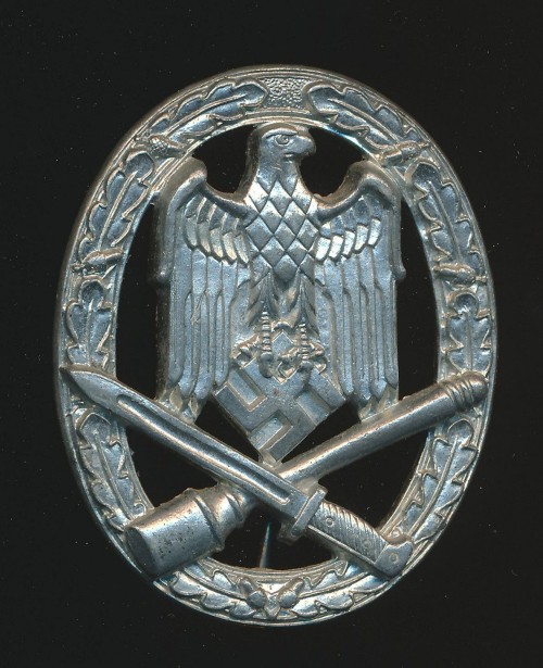 Hollow Back Heer General Assault Badge