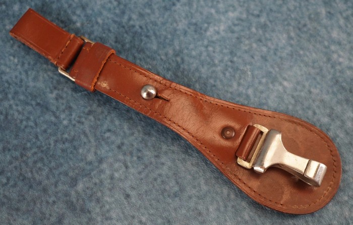 Luftwaffe Brown Leather Sword Hanger