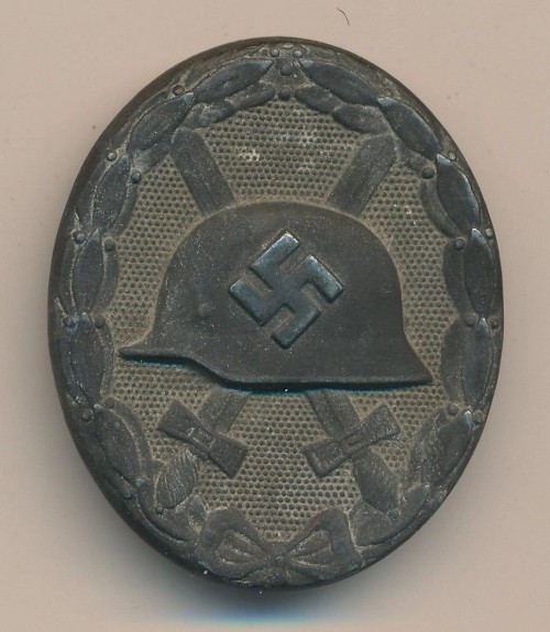 Maker Marked Silver Wound Badge