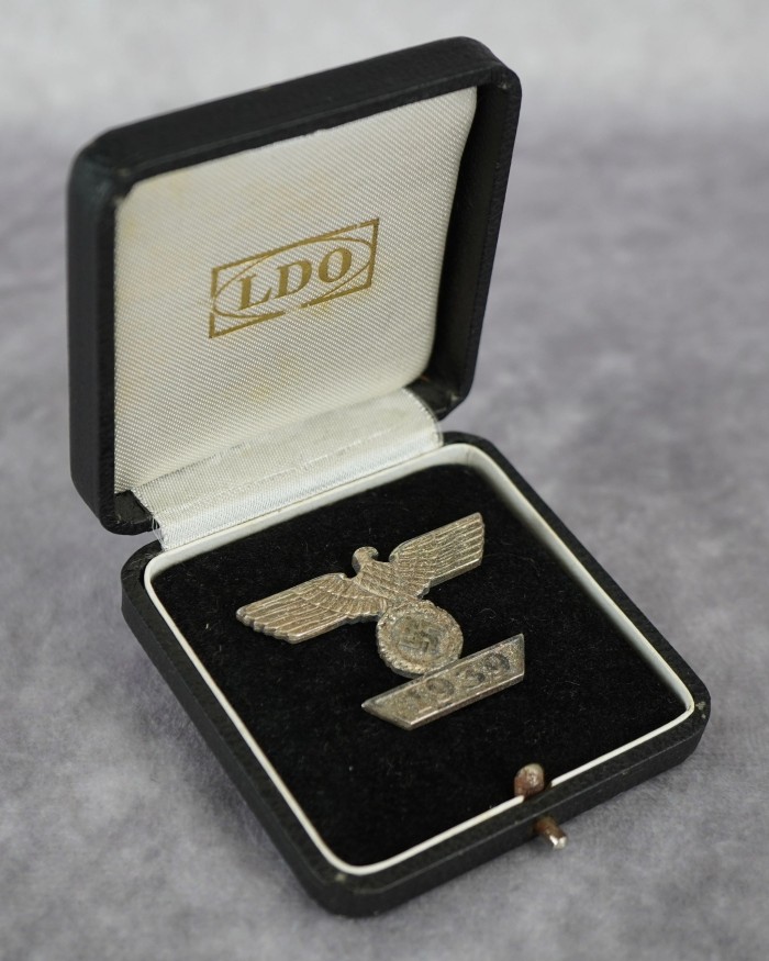 RARE L/13 Cased Spange to the Iron Cross 1st Class by Meybauer