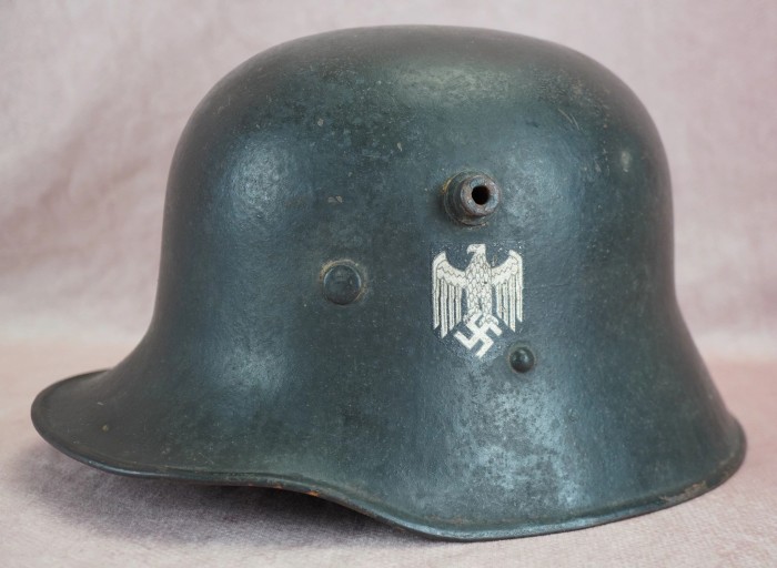 SOLD - Austrian M17 Transitional Single Decal Heer Helmet