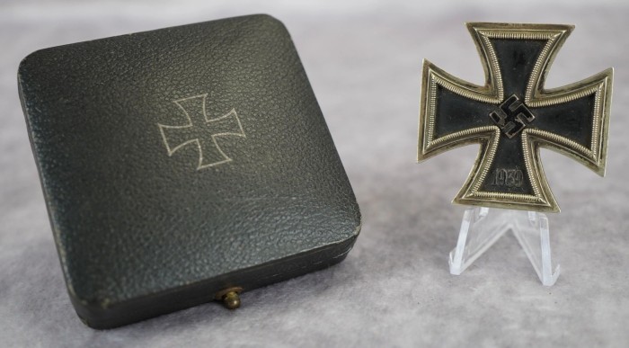 SOLD - Cased Iron Cross First Class