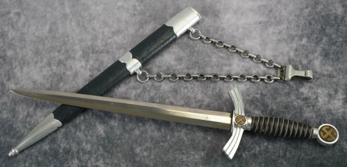 SOLD - First Pattern Luftwaffe Dagger by Puma