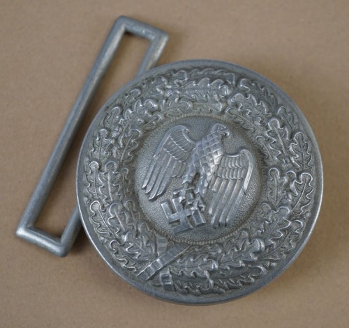 SOLD - Heer Officer Belt Buckle