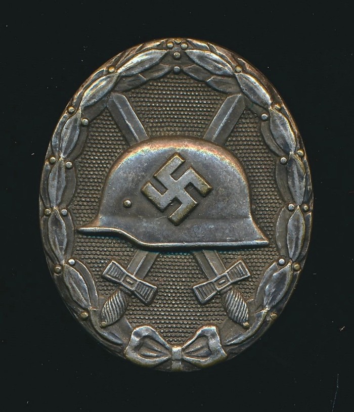 Silver Wound Badge in Tombak